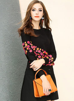 Stereoscopic Flower Long Sleeve Knitted Sweater
