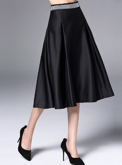 Elegant Mid-rise A-line Black Skirt