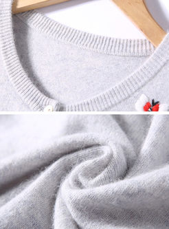 Cute Single-breasted Embroidery Long Sleeve Sweater
