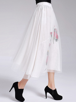 White Street Flower Embroidery Mesh Skirt
