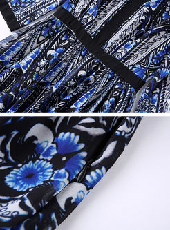 Hit Color V-neck Floral Print Skater Dress