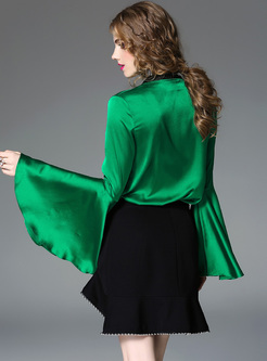 Green Flare Sleeve V-neck Pullover Blouse