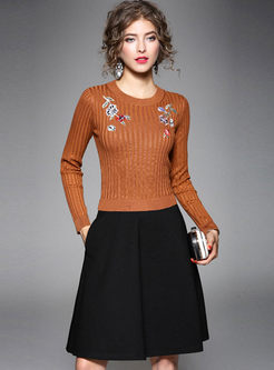 Hit Color Embroidery Long Sleeve A-line Knitted Dress