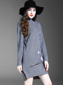 Causal Embroidery Stand Collar Knitted Dress