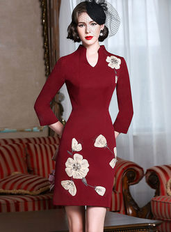Vintage V-neck Stereoscopic Flower Bodycon Dress