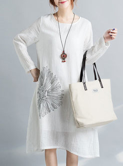 Brief Loose Embroidery Long Sleeve Shift Dress
