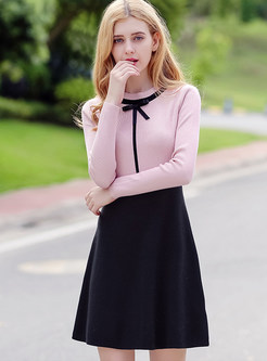 Sweet O-neck Patchwork Bow-front Knitted Dress
