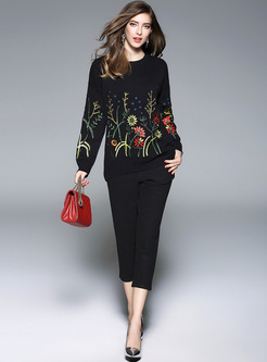 Chic Embroidery Pullover Loose Sweater