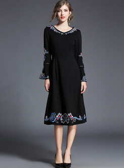 Chic Embroidery V-neck Flare Sleeve A-line Dress