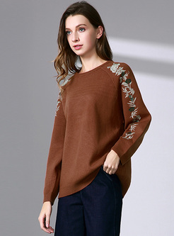 Loose Embroidery Knitted Sweater