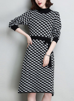 Chic Belted Plaid Color-blocked Knitted Dress