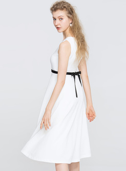 White V-neck Sleeveless A-line Dress