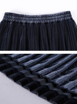 Causal Elastic Waist A-line Pleated Skirt
