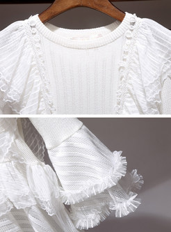 White Flare Sleeve Falbala Knitted Top