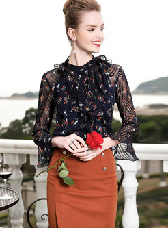 Floral Print Flare Sleeve Perspective Blouse