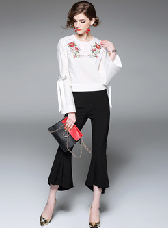 Brief Embroidery Tied Flare Sleeve T-shirt