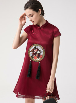 Tassel Embroidered Button-down Shift Dress