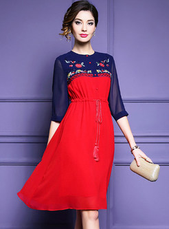 Splicing Embroidered Three Quarters Sleeve Skater Dress