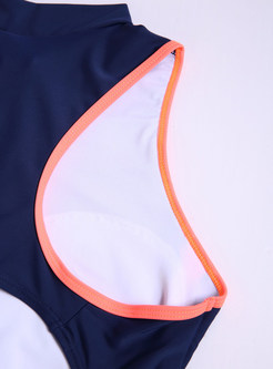 Conservative Color-blocked One-piece Swimwear