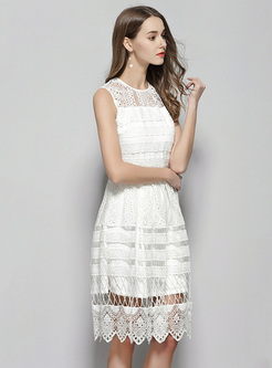 White Lace Sleeveless Slim A-line Dress