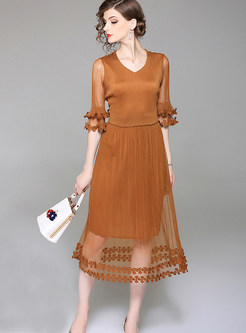 Brown V-neck Mesh Perspective Pleated Dress