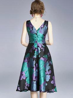 Vintage Jacquard Sleeveless V-neck Dress