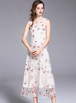 Gauze Embroidered Sleeveless Slim Maxi Dress