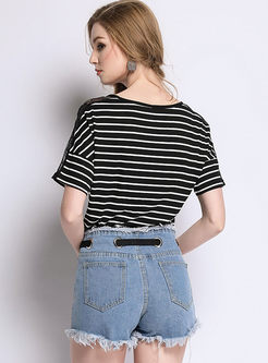 Brief Striped Round Neck Lace T-shirt 