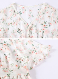 Chic Flare Sleeve Floral Print Midi Dress