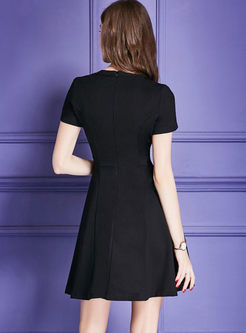 Elegant V-neck Embroidery Plus Size Dress