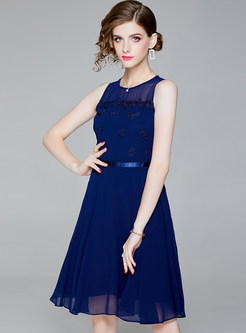 Blue Perspective Sleeveless Chiffon Dress