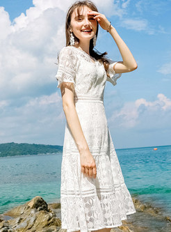 White Chic Flare Sleeve Lace Dress