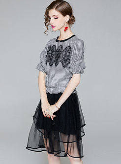 Casual Puff Sleeve T-shirt & Gauze Asymmetric Skirt