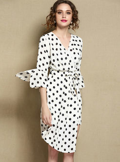White Casual Dot Print V-neck Asymmetric Dress