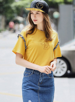 Yellow Brief Embroidery Cotton T-shirt