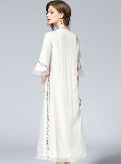 White Loose Embroidery Split Shift Dress