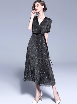 Black Star Pattern V-neck Maxi Dress
