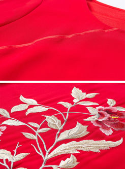 Red Embroidery Short Sleeve Shift Dress