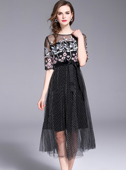 Black Elegant Mesh Embroidery Midi Dress
