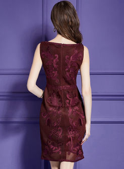 Wine Red Slim Embroidery Sleeveless Waist Dress