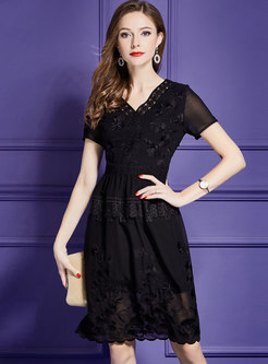 Black V-neck Embroidery Chiffon Dress