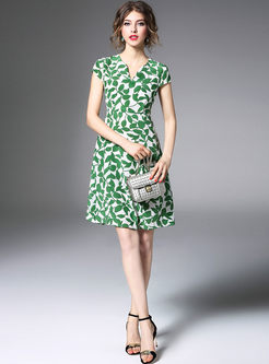 Green Fashion Leaf Print A Line Dress