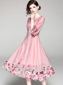 Sweet Lotus Embroidery Splicing Big Hem Dress