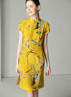 Yellow Elegant Silk Stand Collar Shift Dress