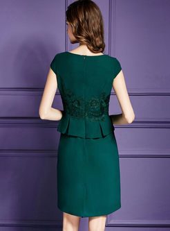 Green Short Sleeve Embroidery Flouncing Sheath Dress