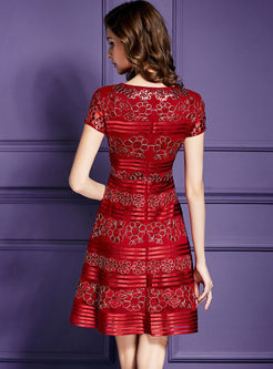 Wine Red Elegant Spangle Embroidery Party Dress
