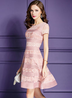 Pink Elegant Spangle Embroidery Formal Dress