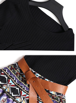 Half Sleeve Knitted Top & Print Skirt