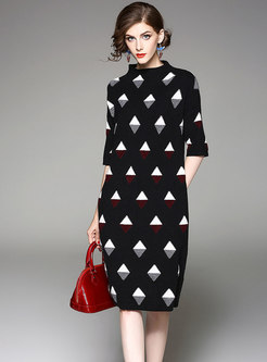 Half Sleeve Geometric Loose Knitted Dress