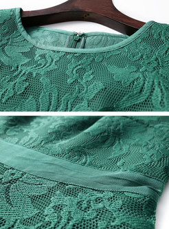 Contemporary Green Lace-Paneled OL Dress